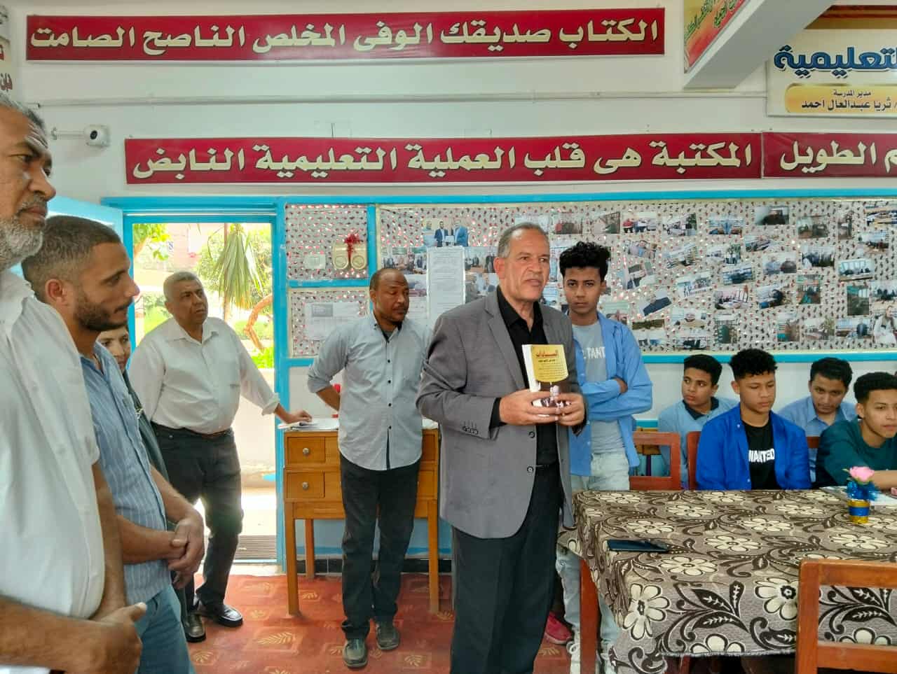 وكيل تعليم أسيوط يتفقد مدارس إدارة البداري التعليمية