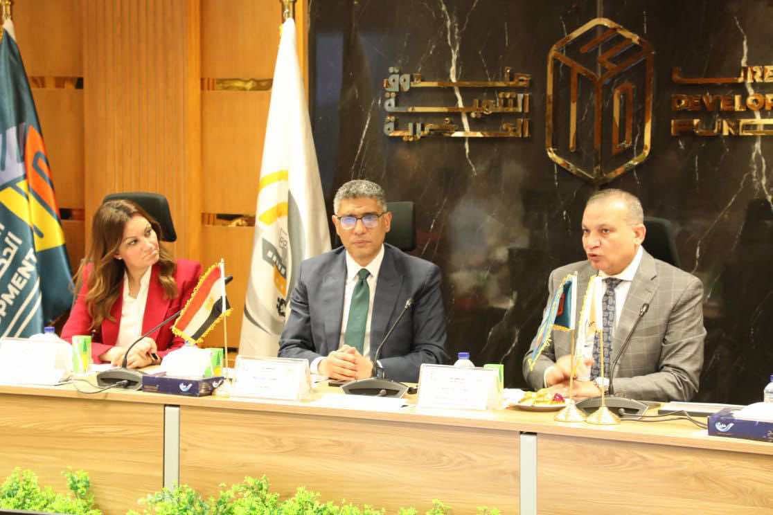 صندوق التنمية الحضرية يستقبل محافظ الجيزة لبحث تعزيز التعاون في المشروعات المشتركة