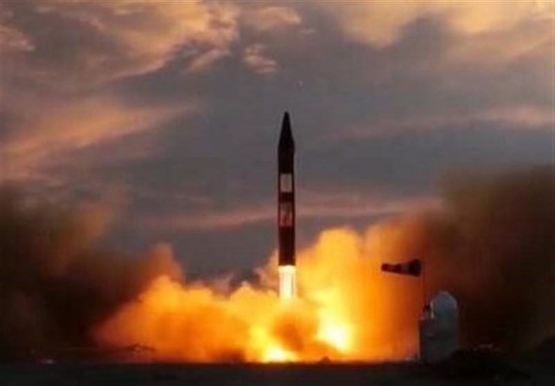 إسرائيل تستهدف مواقع عسكرية في كرمنشاه.. وإيران ترد بالصواريخ