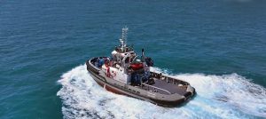 القوات البحرية تستلم القاطرة “رأس الحكمة” طراز “ASD” من ترسانة الإسكندرية