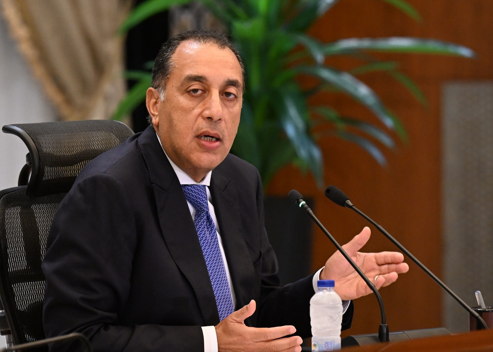 مدبولي يشكل لجنة أزمات لمتابعة تداعيات الحرب الإيرانية – الإسرائيلية