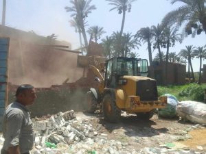 إزالة 27 حالة بناء مخالف وتعدٍّ على أملاك الدولة بقرى البدرشين في الجيزة