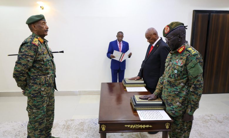 البرهان يعين وزيري دفاع وداخلية جديدين في السودان
