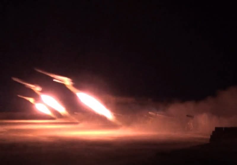 رويترز: انقطاع الكهرباء شمال طهران بعد موجة من القصف الإسرائيلي