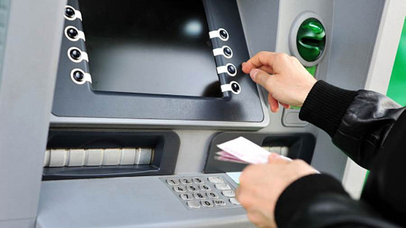 البنوك ترفع الطوارئ بتغذية ماكينات الـ ATM بكامل طاقتها