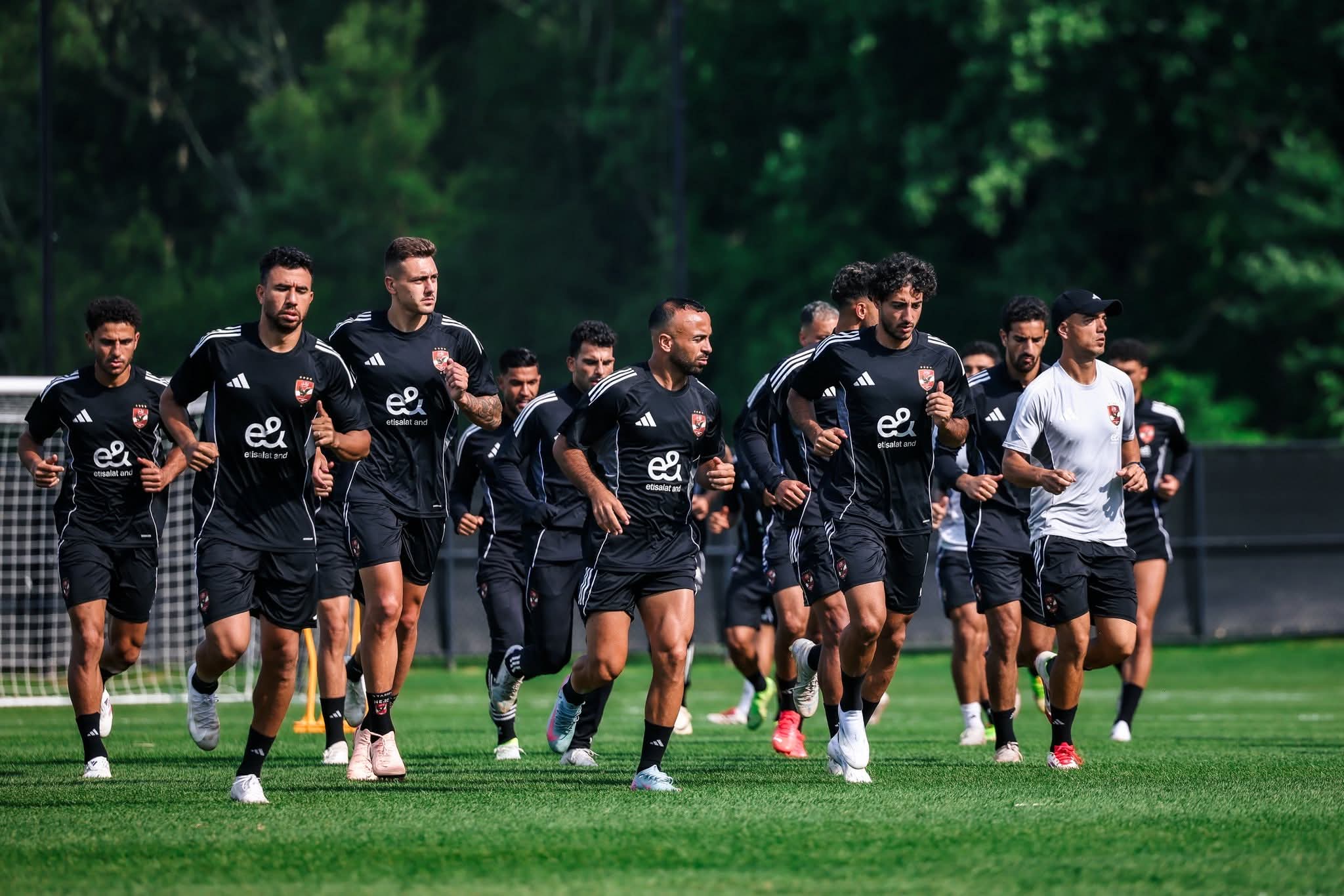 زيزو ضمن التشكيل الأساسي للأهلي أمام بورتو بكأس العالم