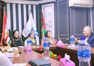 رئة وردية” تنطلق من مجلس الشباب المصري لمحاربة التدخين بين الشباب