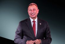محمود الخطيب رئيس النادي الأهلي