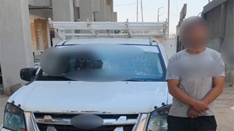 عرّض المواطنين للخطر.. ضبط سائق “ربع نقل” وضع إشارة مُبهرة على الدائري