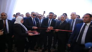 وزير التموين ومحافظ الشرقية يفتتحان سوق اليوم الواحد بالعاشر من رمضان