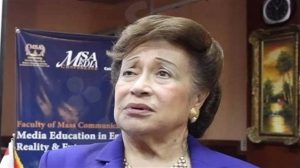 محامي الدجوي: موكلتي بكامل صحتها وجلسة صلح بين أطراف العائلة