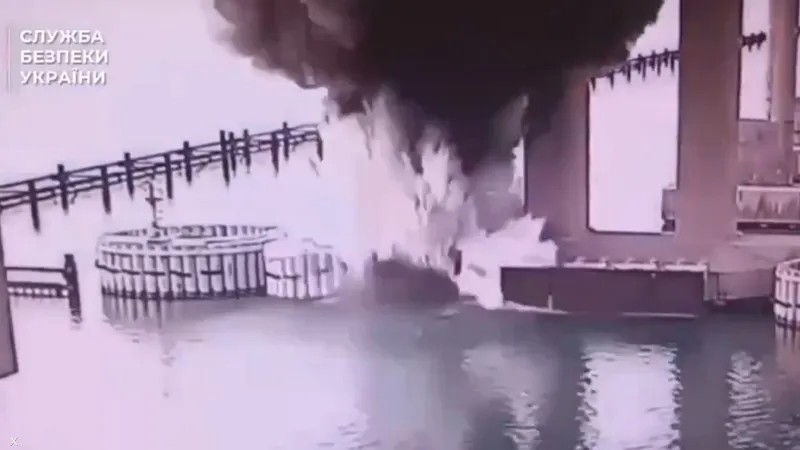 القرم تشتعل.. «تفجير جسر، واعتقال عميل أوكراني» يثير تساؤلات حول تصاعد الصراع