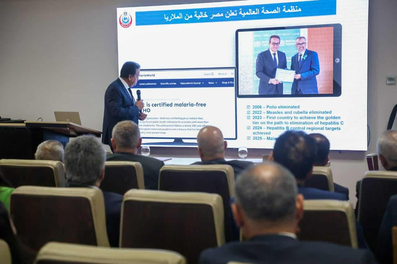 وزيري الصحة و الخارجية يجتمعان مع السفراء المرشحين لتمثيل مصر