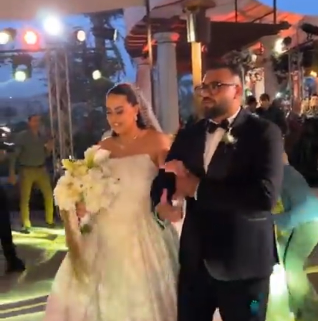 مفيدة شيحة تحفل زفاف ابنتها الآن …صور