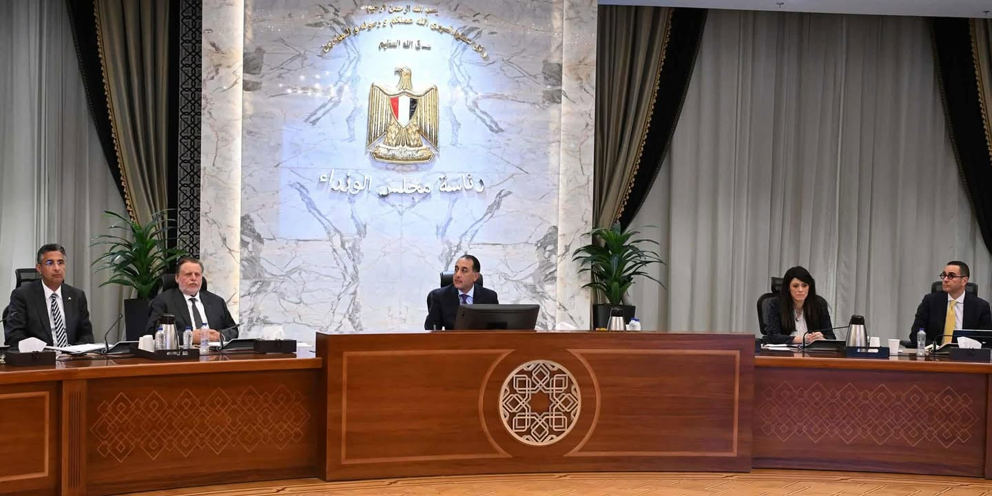 تربط 41 جهة.. الحكومة تطور منصة إلكترونية للتراخيص الاستثمارية