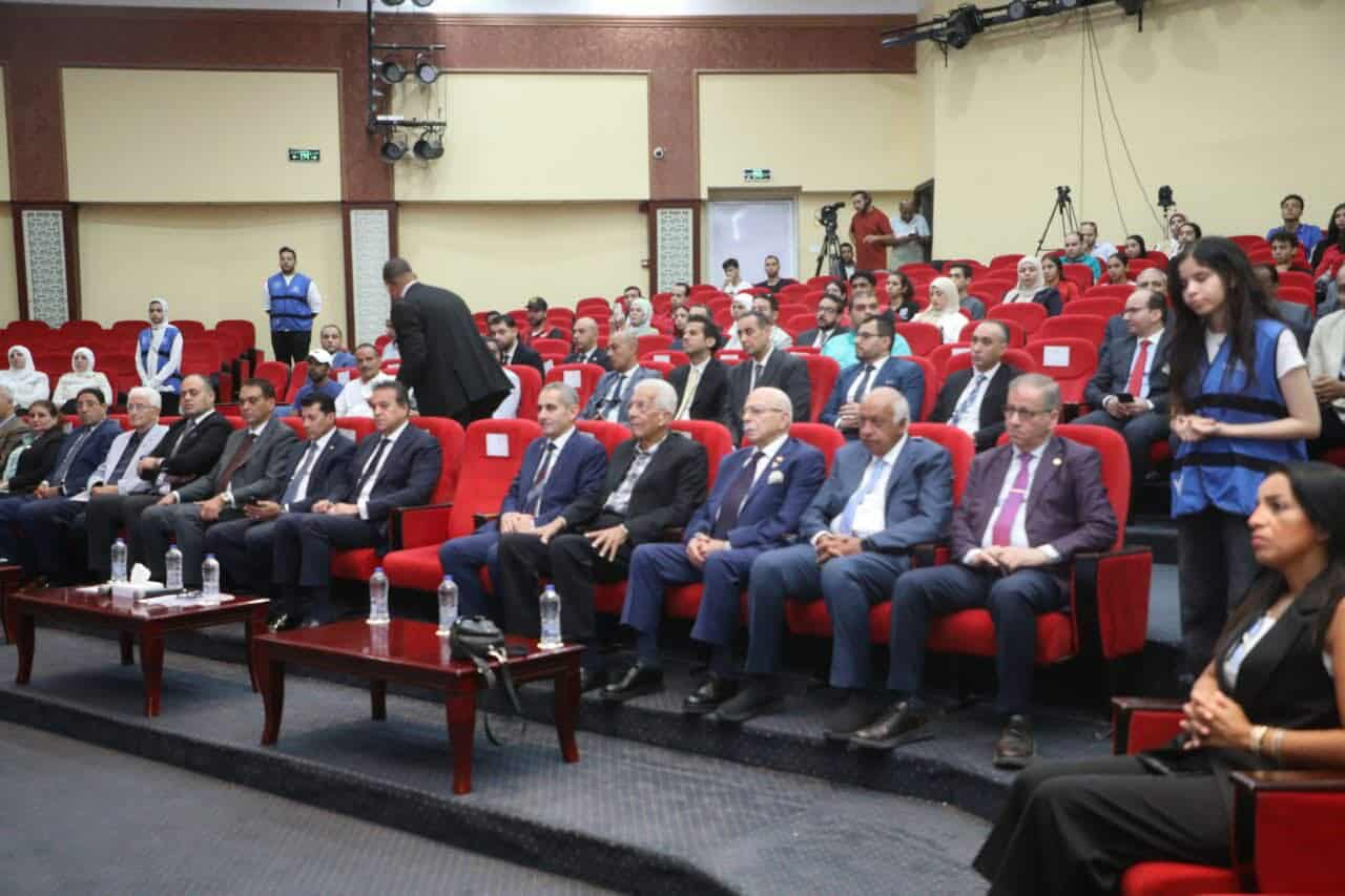 وزيرى الصحةو الشباب يشهدان إطلاق مبادرة «بإيدينا ننقذ حياة»