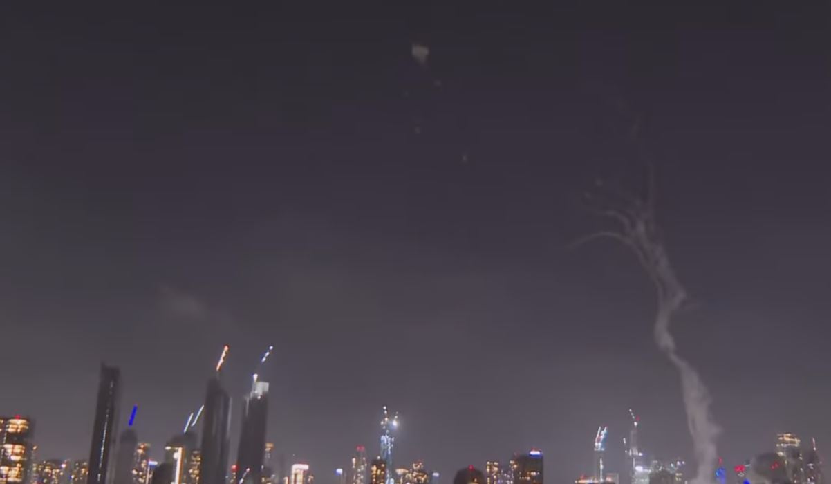 إطلاق صواريخ باليستية إيرانية تجاه إسرائيل