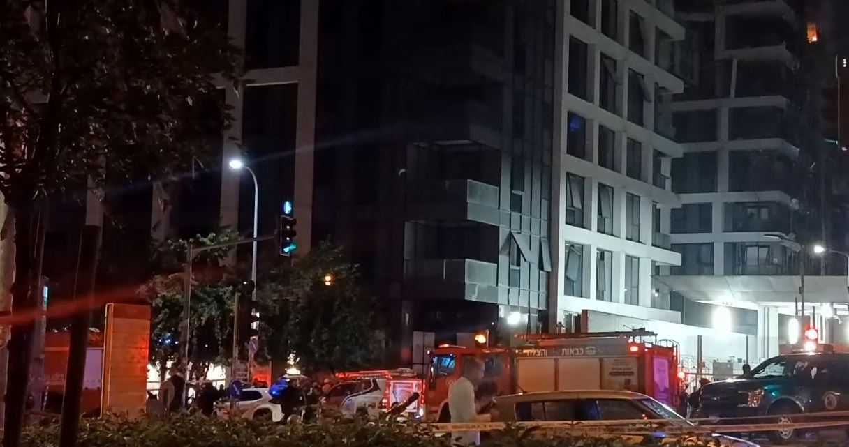 دمار واسع النطاق في تل أبيب بعد هجوم صاروخي إيراني