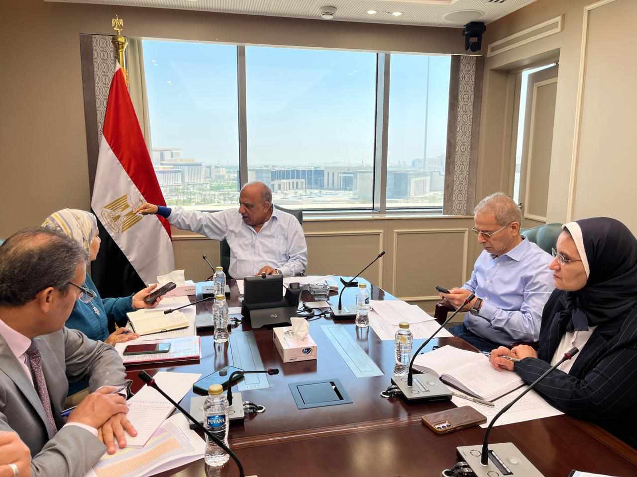 وزير الكهرباء يوجه بالاستعداد لتأمين الشبكة الموحدة وضمان استقرار التغذية الكهربائية