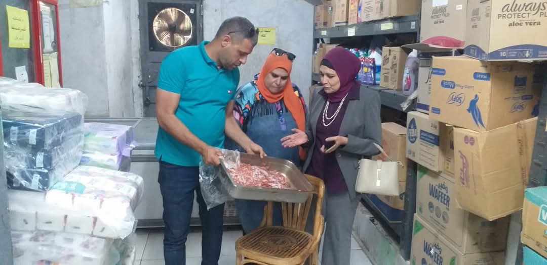 ضبط 138 كيلو أغذية فاسدة في بني سويف