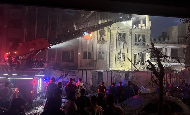 غارات إسرائيلية في العمق الإيراني.. وطهران تتوعد بـ «ضربات قاسية»