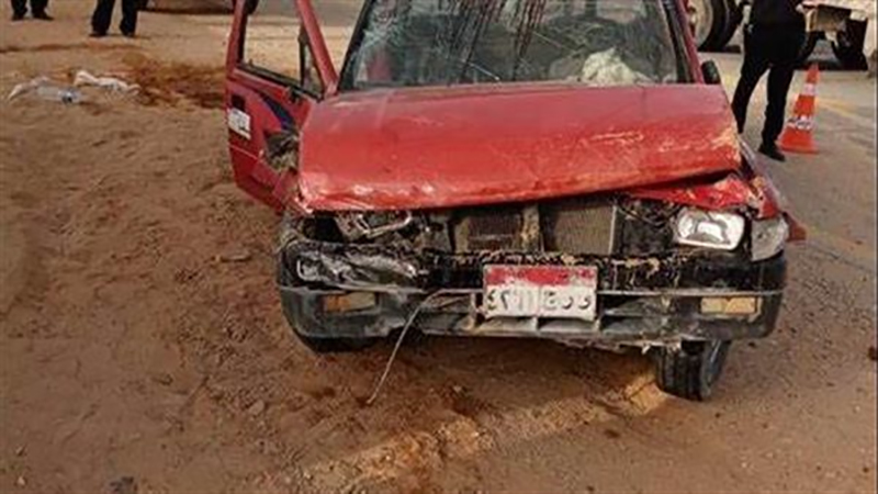 إصابة 17 عاملًا في انقلاب سيارة ربع نقل على طريق المنيا الصحراوي