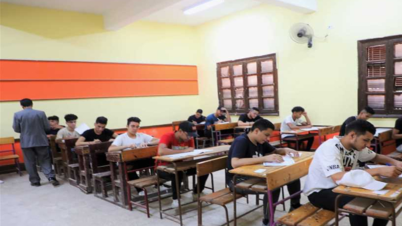 انطلاق ماراثون امتحانات الثانوية العامة للعام الدراسي 2025 وسط متابعة مكثفة من أولياء الأمور وغرف العمليات