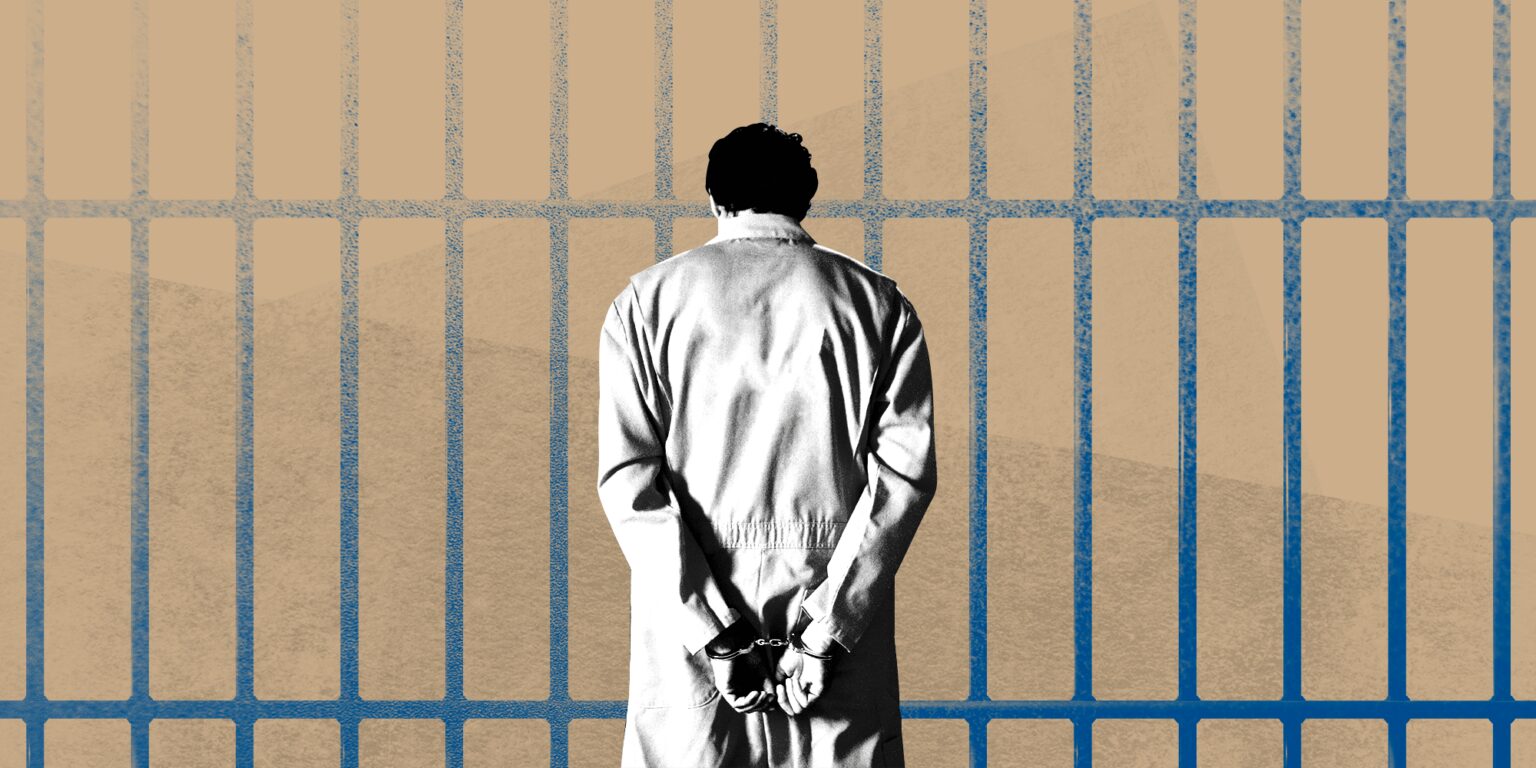 الشرطة الإيرانية تعلن اعتقال جاسوس للموساد غرب البلاد