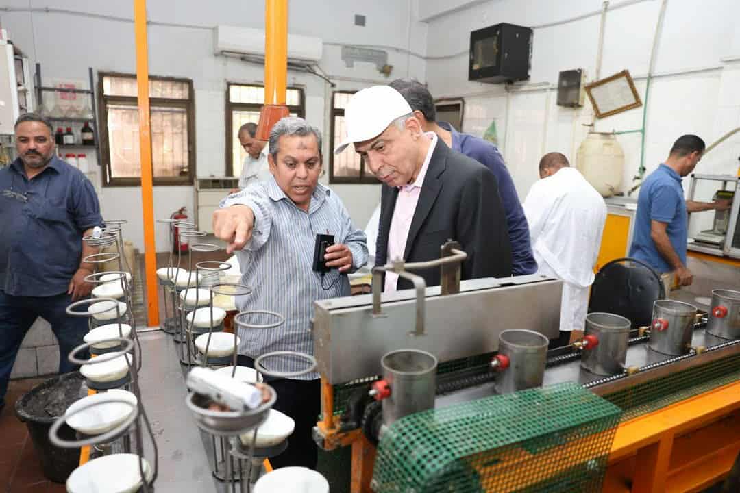 خلال تفقده مصانع سكر أبو قرقاص الجديدة.. محافظ المنيا: رفع القدرة الاستيعابية للمصنع إلى 7 آلاف طن بنجر يوميًًا
