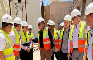 وزير الكهرباء يتفقد محطة توليد كهرباء السد العالي بمحافظة أسوان