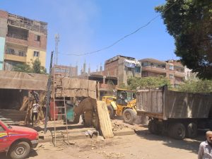 إزالة تعديات على كوبري بهجات بالجيزة لإقامة موقف سرفيس