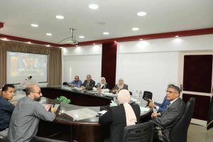 محافظ الجيزة يتابع انتظام امتحانات الثانوية العامة من داخل غرفة عمليات مديرية التربية والتعليم