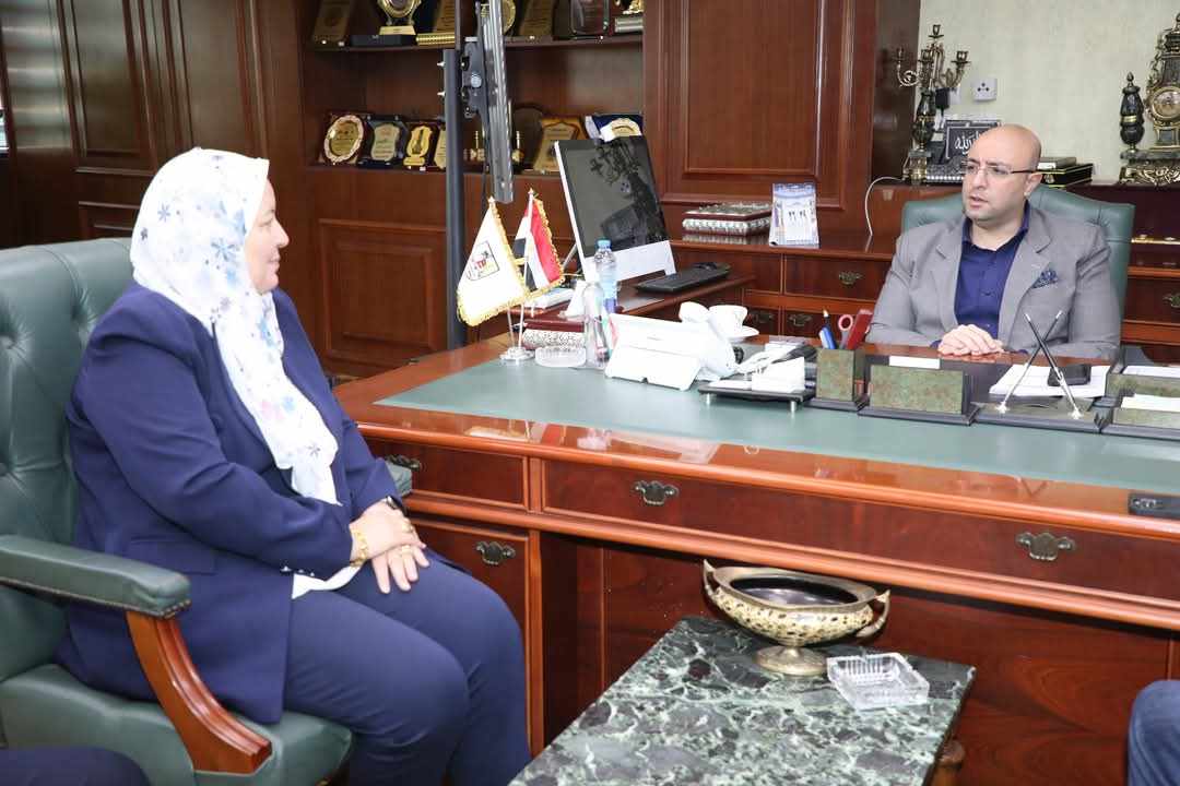 بعد رسوب جماعي لطلاب الشهادة الإعدادية.. محافظ بني سويف يكلف وكيل وزارة التعليم بإعفاء إدارة مدرسة “حميدة أبو الحسن”