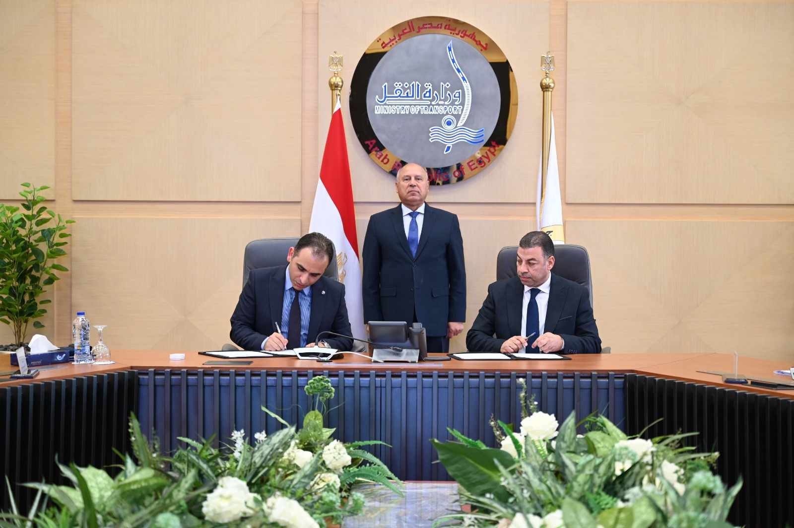 ترخيص أول شركة مصرية للنقل الذكي تحت مظلة “تنظيم النقل البري”