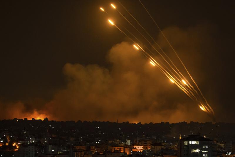 «أصوات الحرب تعلو».. إيران وإسرائيل في مواجهة مباشرة.. ماذا بعد؟