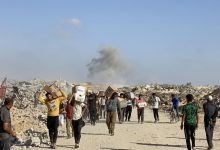 وكانت قد كشفت وزارة الصحة في غزة عن مقتل أكثر من 500 فلسطيني خلال الشهر الماضي في مراكز توزيع المساعدات الإنسانية التابعة لمنظمة الصحة العالمية أو في محيطها، هذه المراكز، التي تحرسها شركات أمن خاصة، تقع على مقربة من مواقع عسكرية إسرائيلية، وقد وجه مسؤولون فلسطينيون وشهود عيان اتهامات لقوات الاحتلال الإسرائيلي بفتح النار على حشود من المدنيين كانوا يحاولون الوصول إلى هذه المساعدات.