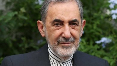 مستشار خامنئي: أي تصعيد ضد إيران سيمحو نفوذ أمريكا بالمنطقة