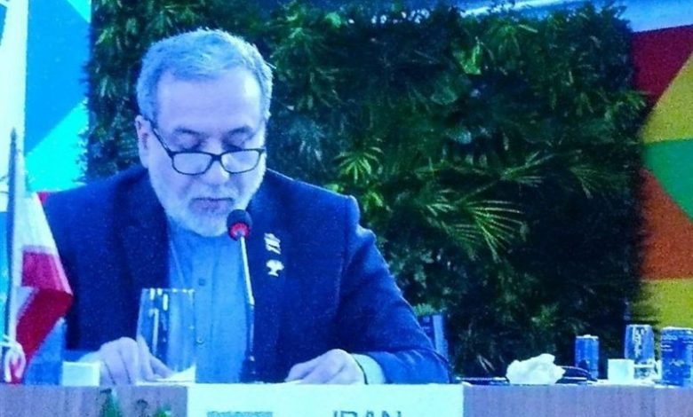 إيران تتوعد بالدفاع عن نفسها في قمة بريكس