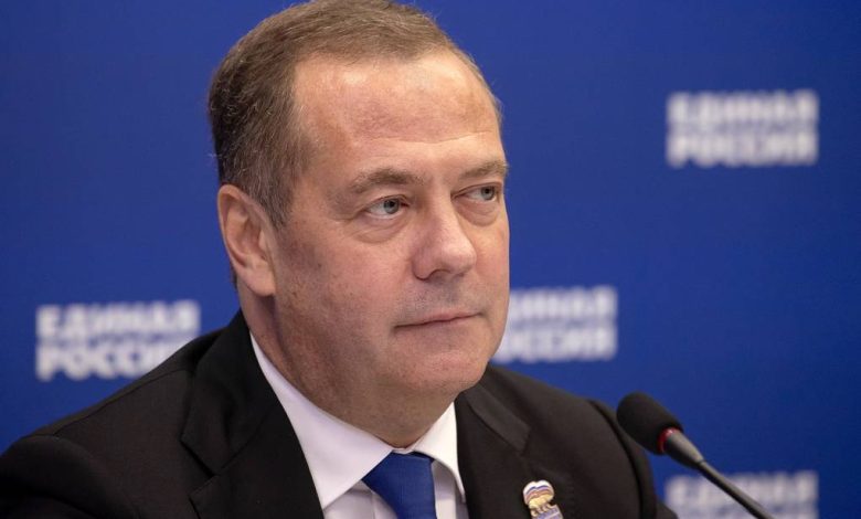 ميدفيديف: روسيا تتجاهل «تقلبات ترامب» وتركز على أهدافها بأوكرانيا