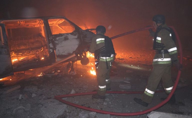 زيلينسكي يُدين هجمات روسية جديدة ويطالب بضغط دولي لوقف الحرب