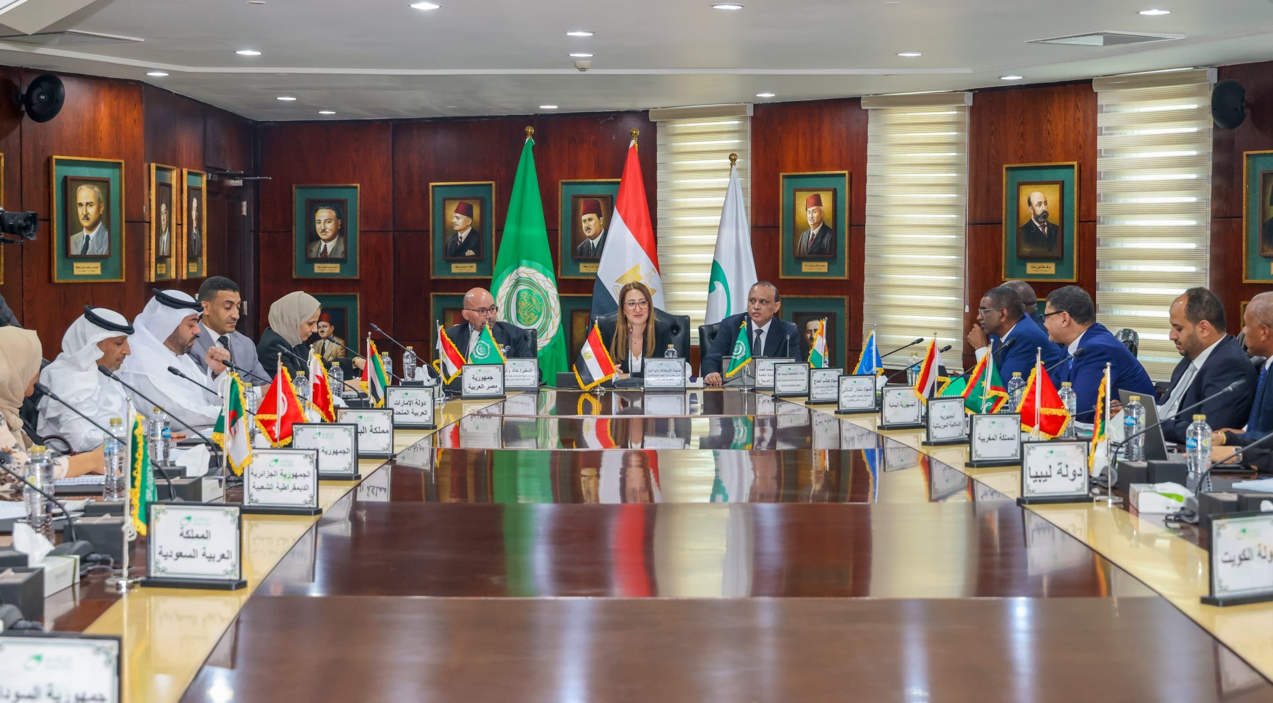 بحضور أكثر من 30 مشاركًا من 14 دولة عربية… “رئيس البريد المصري” تترأس أعمال الاجتماع الـ47 للجنة العربية الدائمة للبريد