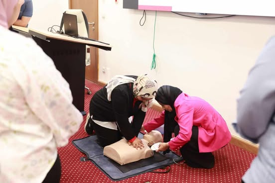 التدريب على أجهزة إزالة الرجفان القلبي