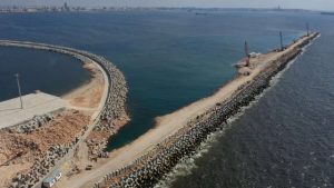 مشروعات عملاقة لتحويل الموانئ إلى مركز لوجستي