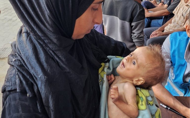 «الأونروا» تحذر: غزة على حافة الكارثة الإنسانية