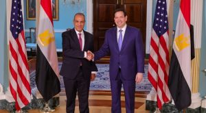 بحث مكثف لقضايا المنطقة خلال لقاء وزيري الخارجية المصري والأمريكي