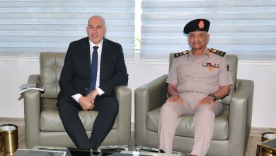 وزير الدفاع المصري يستقبل نظيره الإيطالي لبحث التعاون العسكري