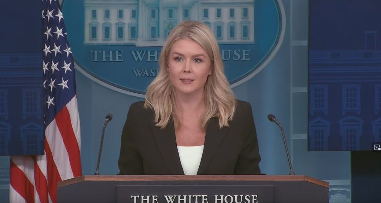 البيت الأبيض: تأجيل تعريفات تجارية وترامب يرى بريكس «تقوض مصالح أمريكا»