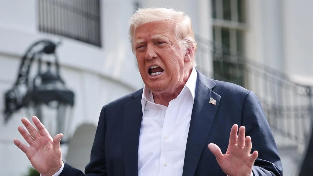 ترامب يدرس تمويلاً جديدًا لأوكرانيا وسط تصاعد الهجمات الروسية