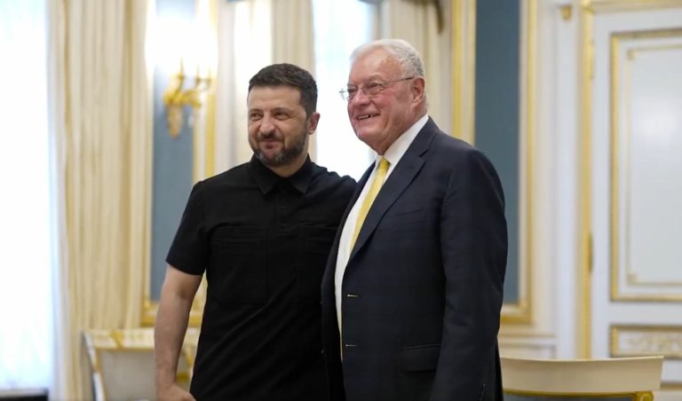 زيلينسكي يشيد بـ«الدعم الأمريكي» وترامب يؤكد إرسال باتريوت بتمويل أوروبي