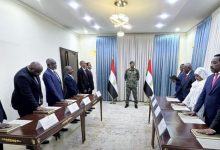 السودان.. «حكومة الأمل الجديدة» تؤدي اليمين الدستورية أمام البرهان